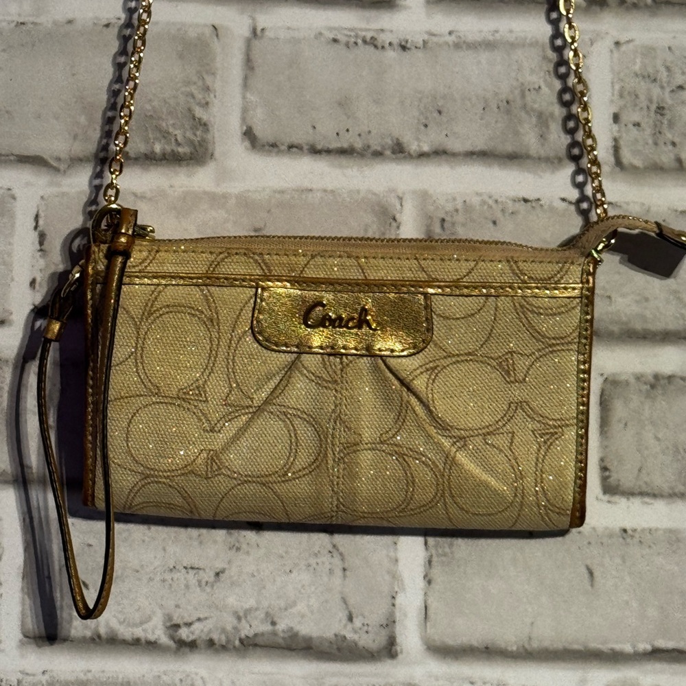 Coach CC signature print canvas wristlet bag Gold Glimmer wallet on chain